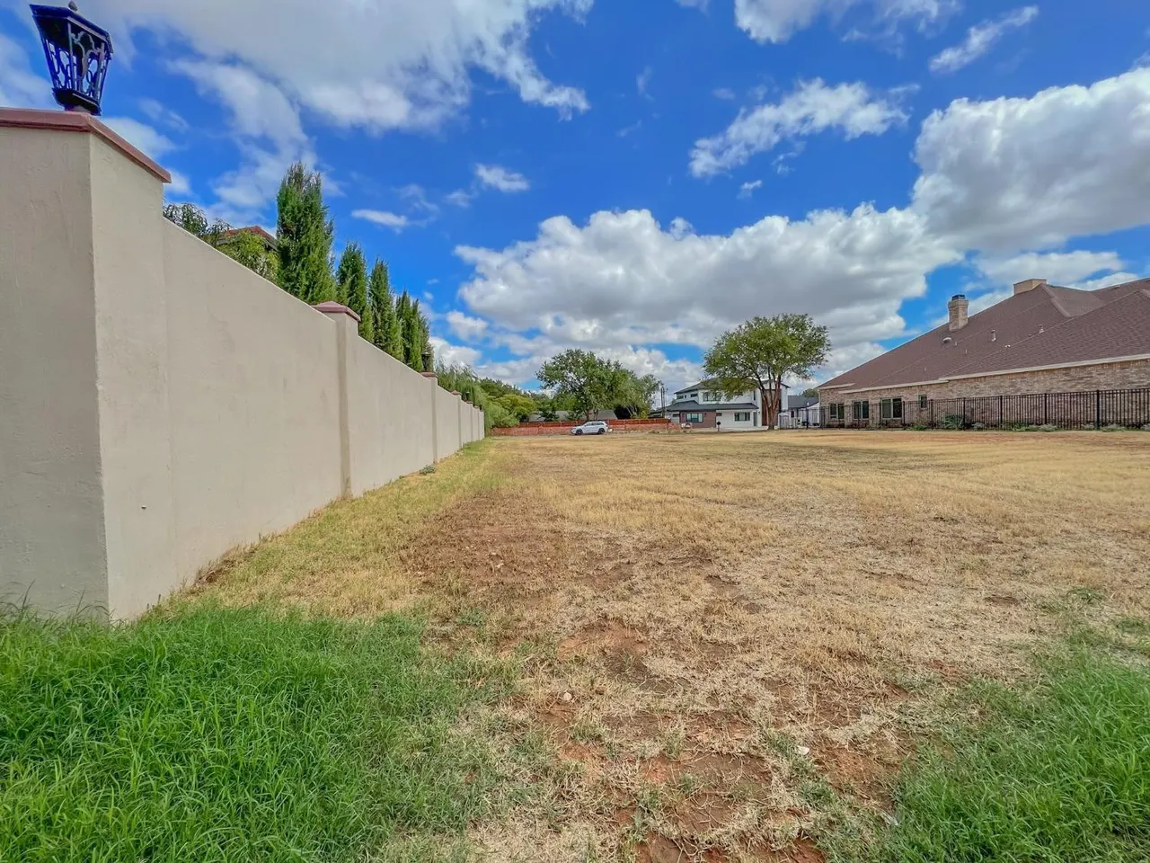 Photo 2 — 1910 Aberdeen Avenue, Lubbock, TX 79407