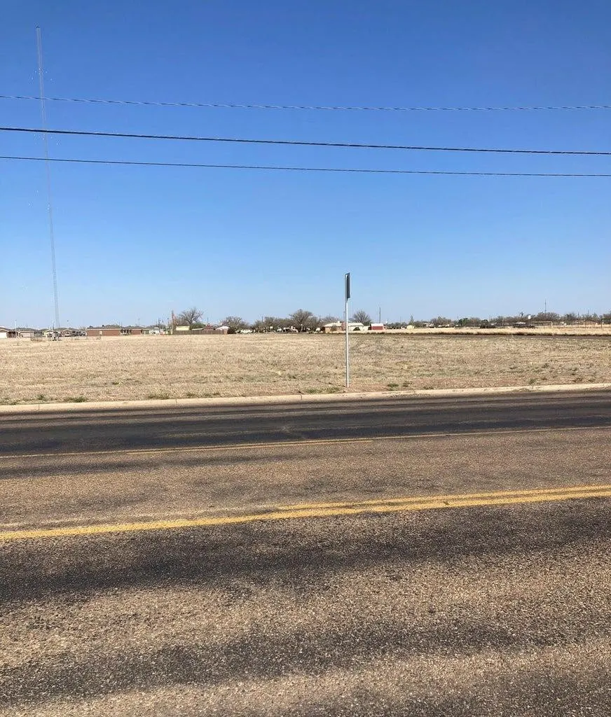 Photo 8 — 3218 Quincy Street, Plainview, TX