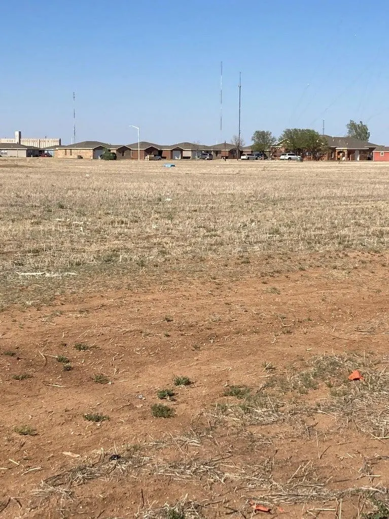 Photo 10 — 3218 Quincy Street, Plainview, TX