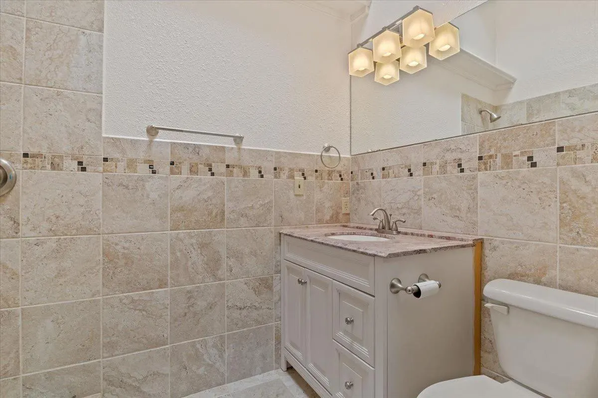 Photo 16 — 604 17th Street, Seagraves, TX 79359