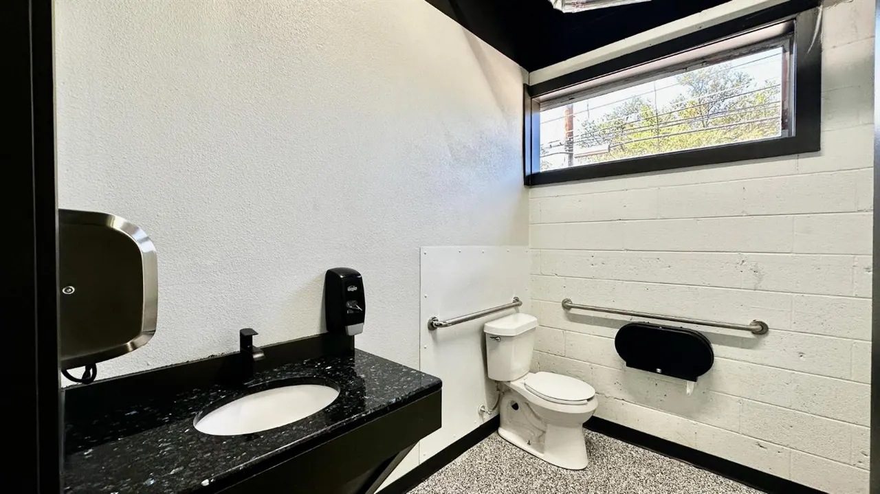 Photo 22 — 3610 34th Street, Lubbock, TX 79410
