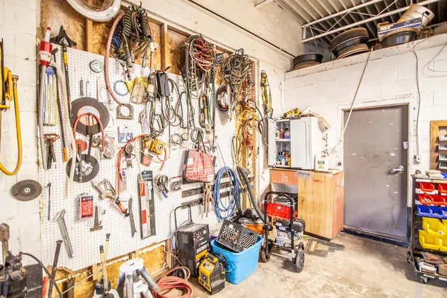 Photo 8 — 1301 Renfro, Meadow, TX 79345