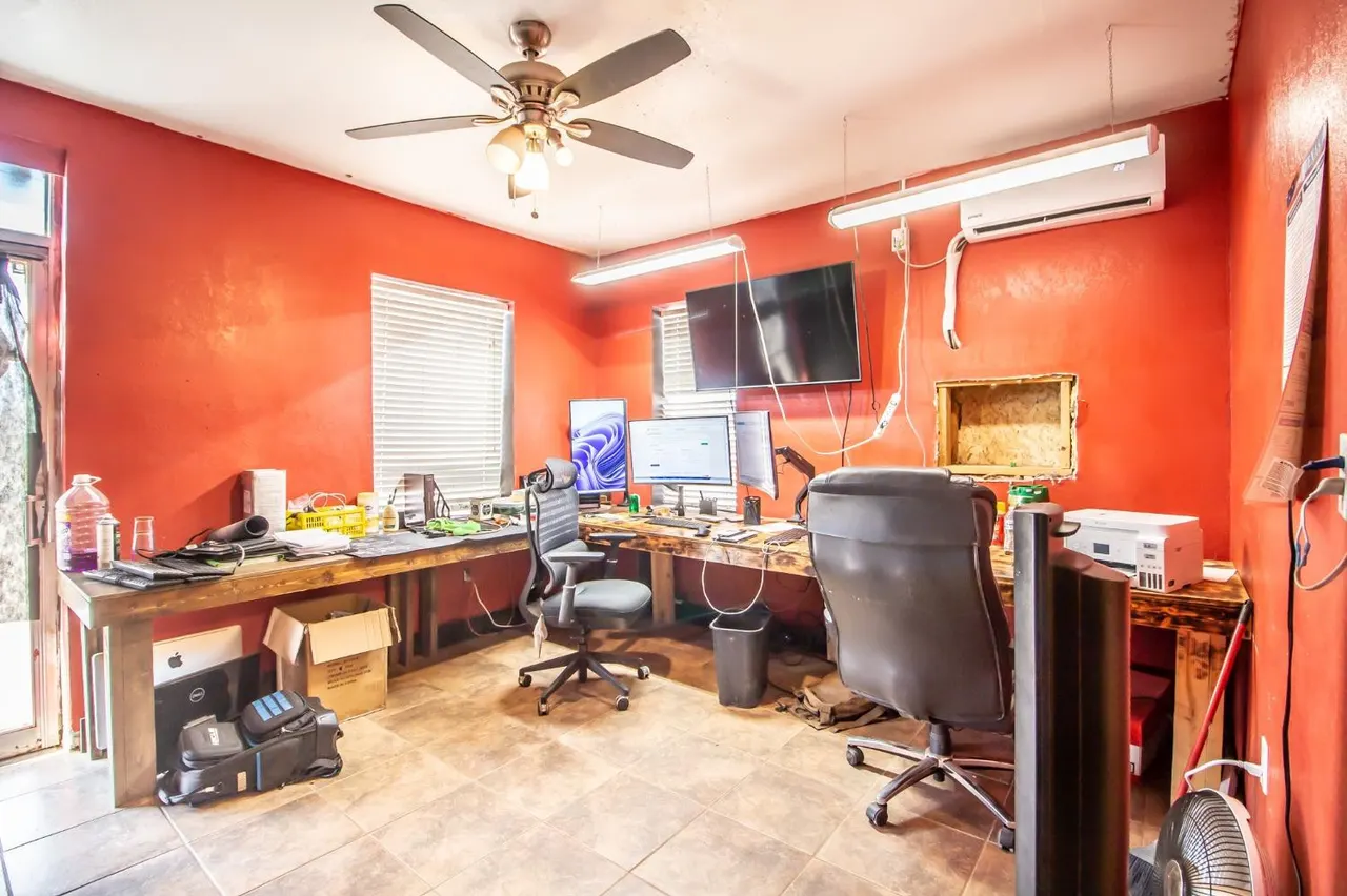 Photo 10 — 1301 Renfro, Meadow, TX 79345