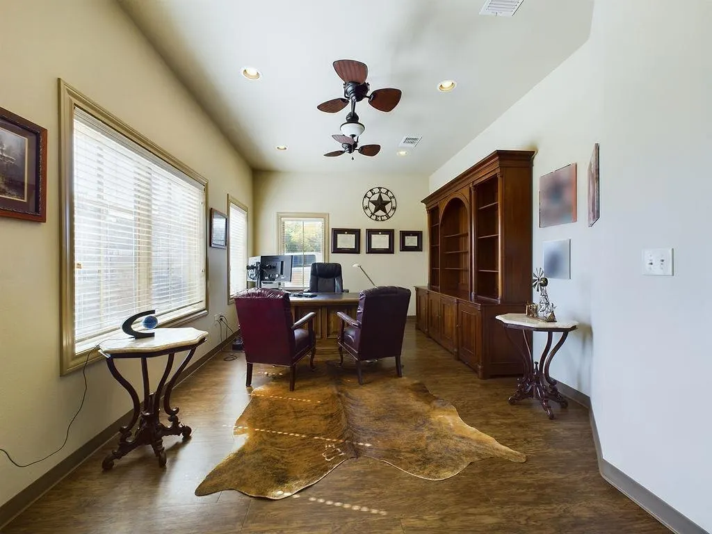 Photo 13 — 3402 110th Street, Lubbock, TX 79423