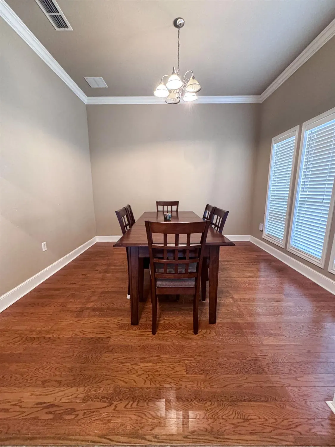 Photo 3 — 804 Birch Street, Idalou, TX 79329