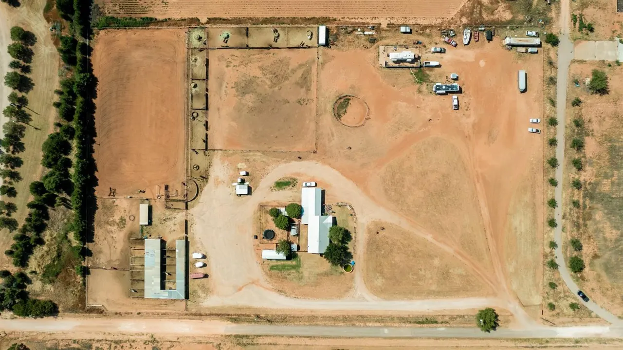 Photo 9 — 10025 County Road 7300, Wolfforth, TX 79382