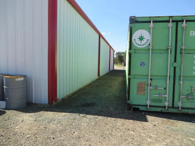 Photo 4 — 106 W Richardson Street, Sundown, TX 79372
