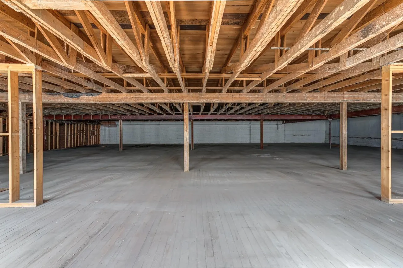 Photo 13 — 1013 Broadway, Lubbock, TX 79401
