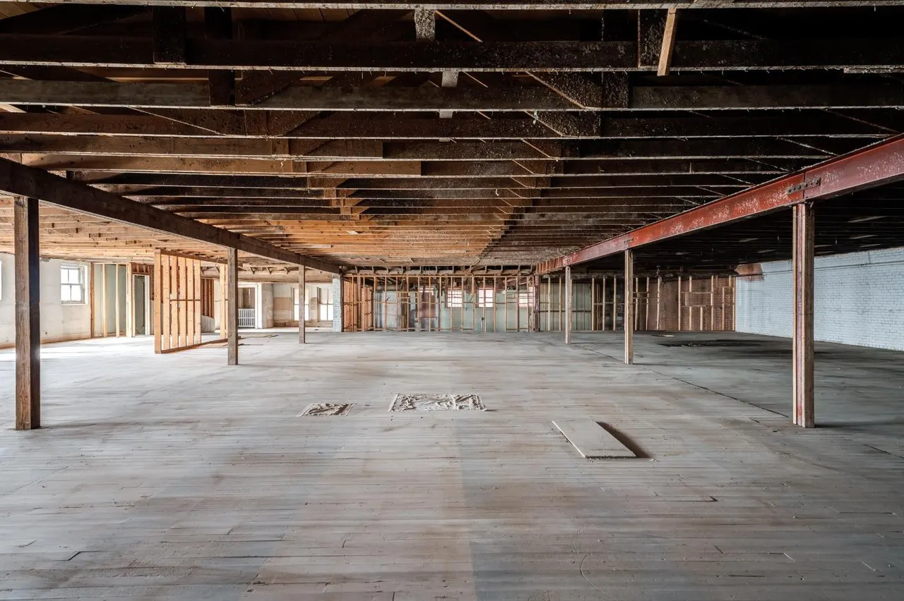 Photo 15 — 1013 Broadway, Lubbock, TX 79401
