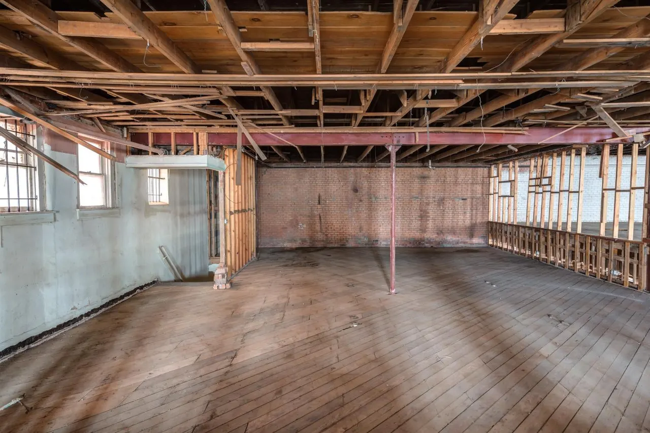 Photo 19 — 1013 Broadway, Lubbock, TX 79401
