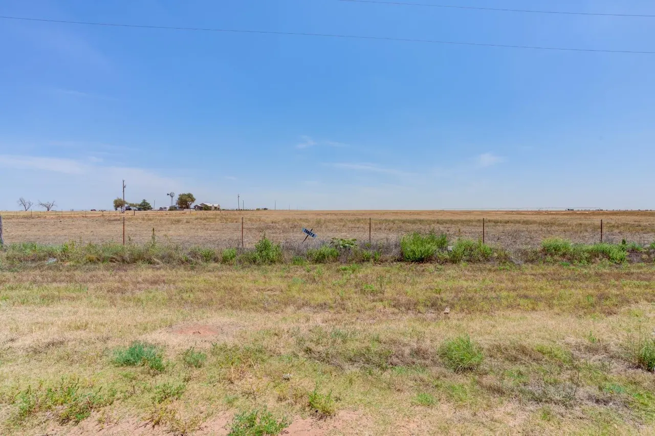 Photo 2 — 1 County Road 5500, Lubbock, TX 79415