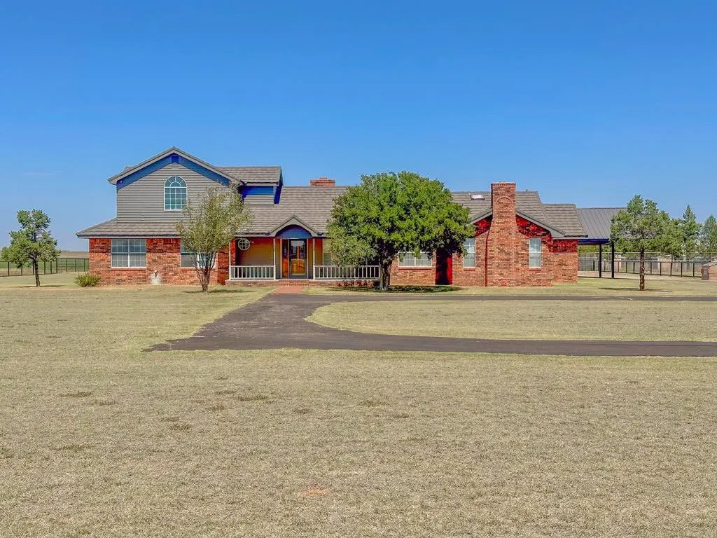 Photo 4 — 1670 W US Highway 70, Plainview, TX 79072