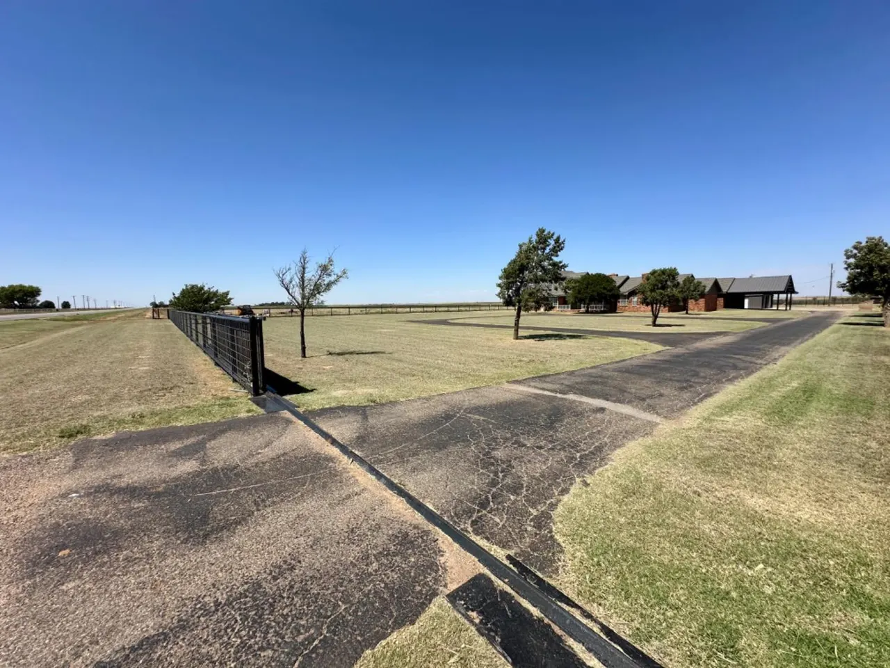 Photo 5 — 1670 W US Highway 70, Plainview, TX 79072