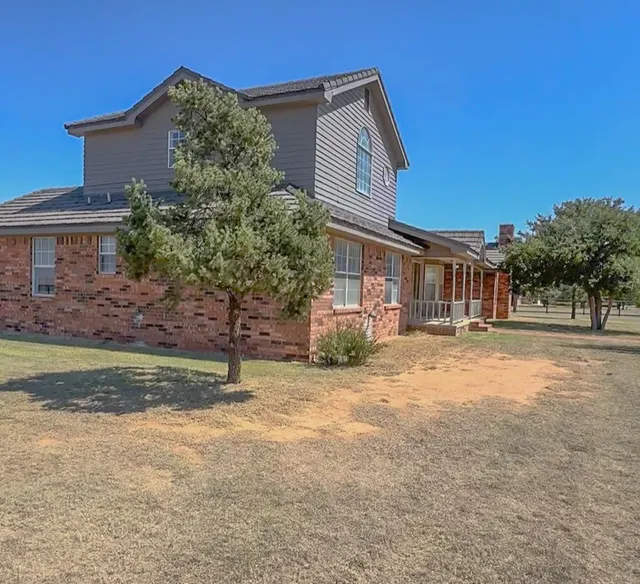 Photo 7 — 1670 W US Highway 70, Plainview, TX 79072