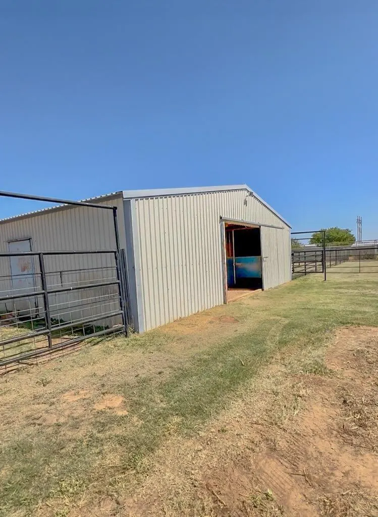 Photo 51 — 1670 W US Highway 70, Plainview, TX 79072