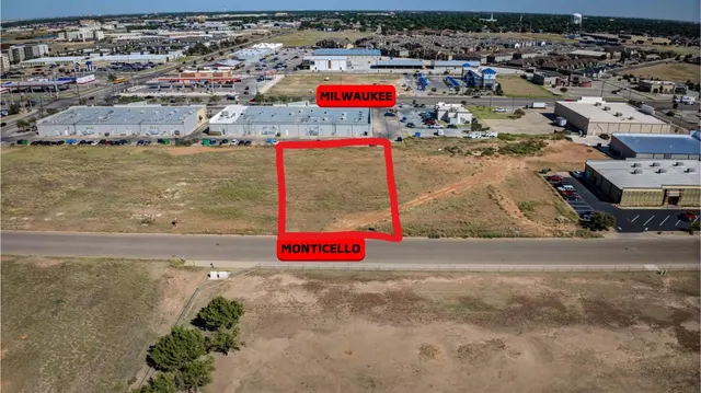 Photo 2 — 6623 Monticello, Lubbock, TX 79424