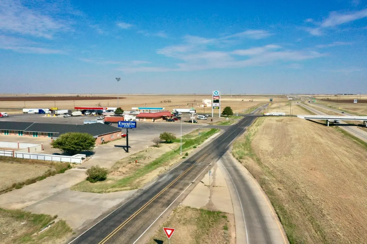 Photo 8 — 1539 Interstate 27/US Highway 87, Tulia, TX 79088