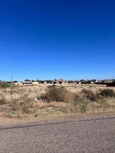 Front exterior — 2101 Canyon Road, Lubbock, TX 79403