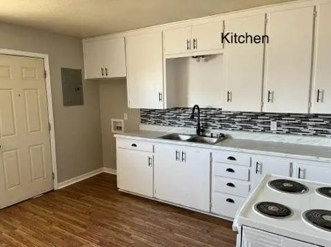 Photo 3 — 2101 35th Street, Lubbock, TX 79412