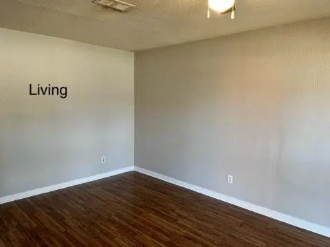 Photo 4 — 2101 35th Street, Lubbock, TX 79412
