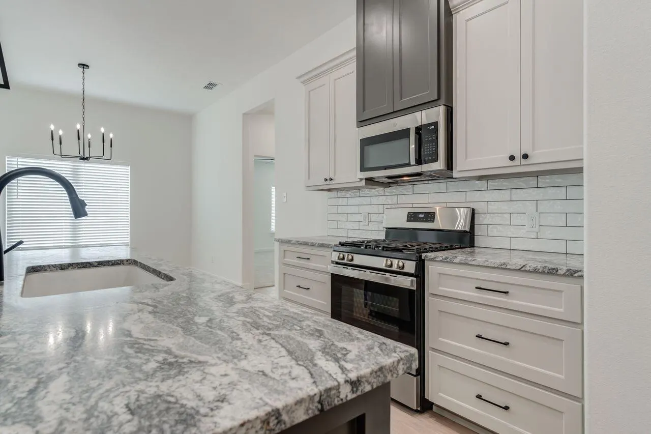 Photo 9 — 705 E 18th Street, Wolfforth, TX 79382