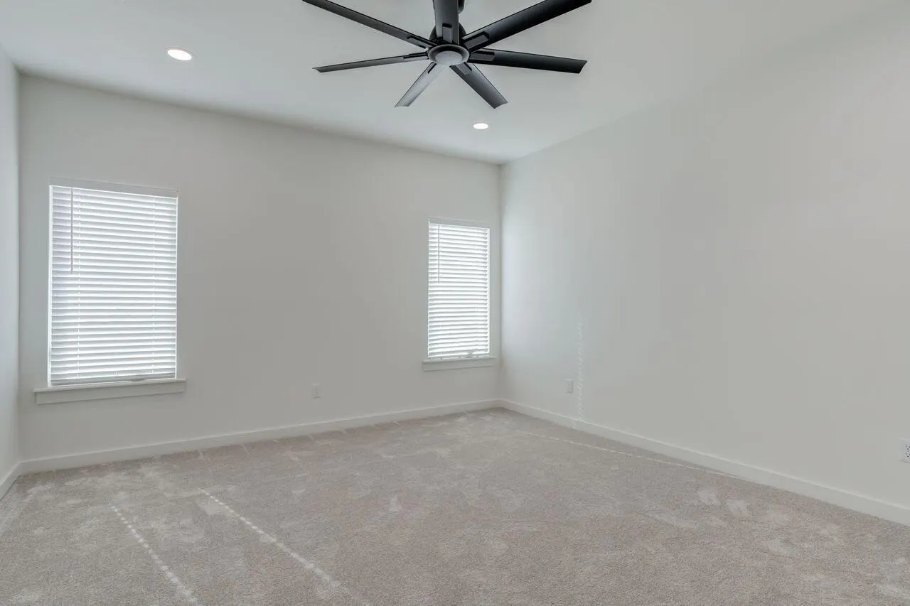Photo 13 — 705 E 18th Street, Wolfforth, TX 79382