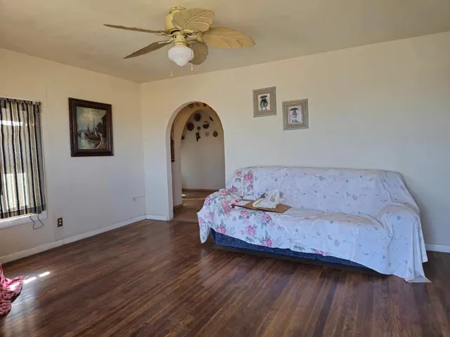 Photo 4 — 318 S Ave A, Crosbyton, TX 79322