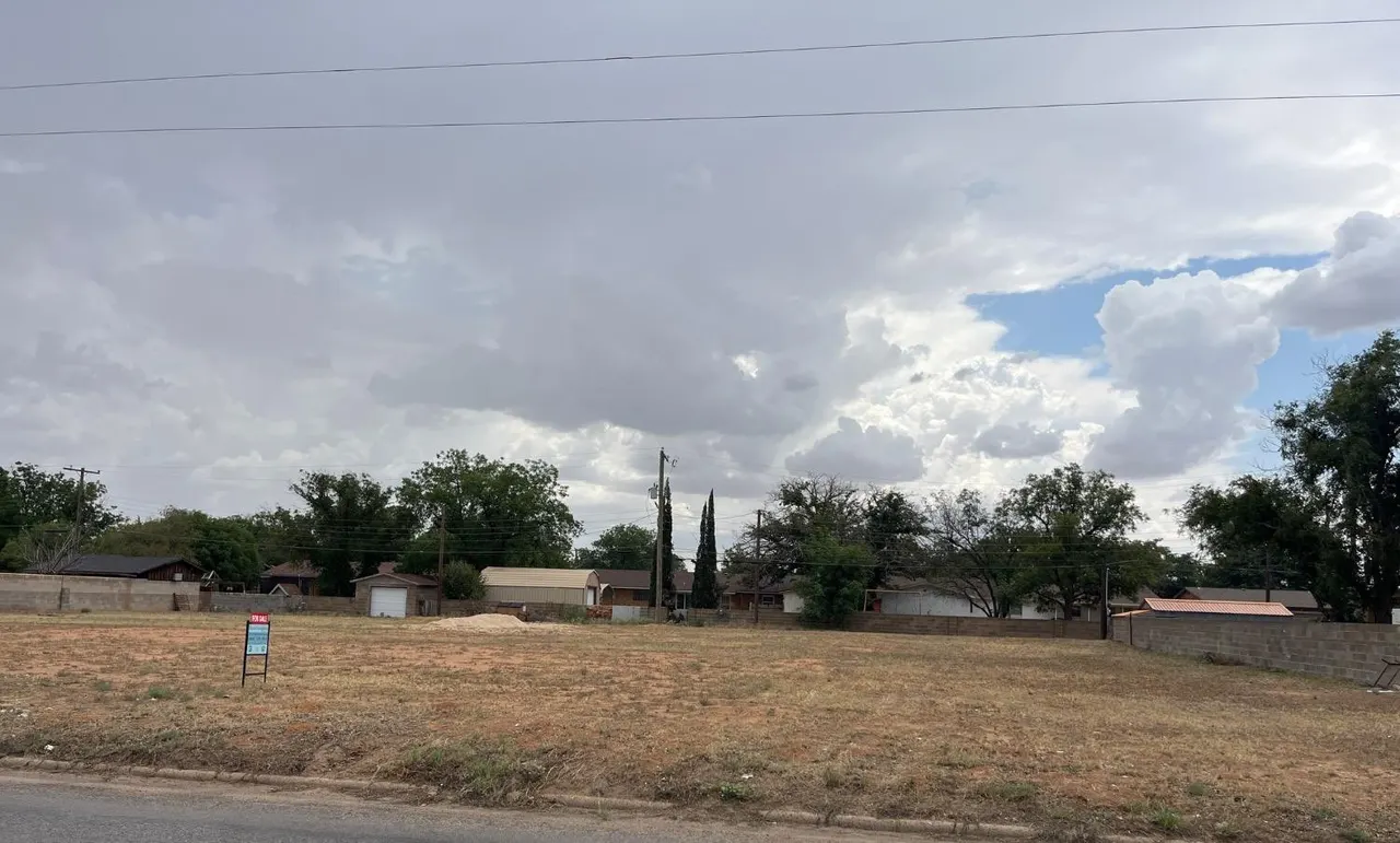 Photo 6 — 1007 N 22nd Street, Lamesa, TX 79331