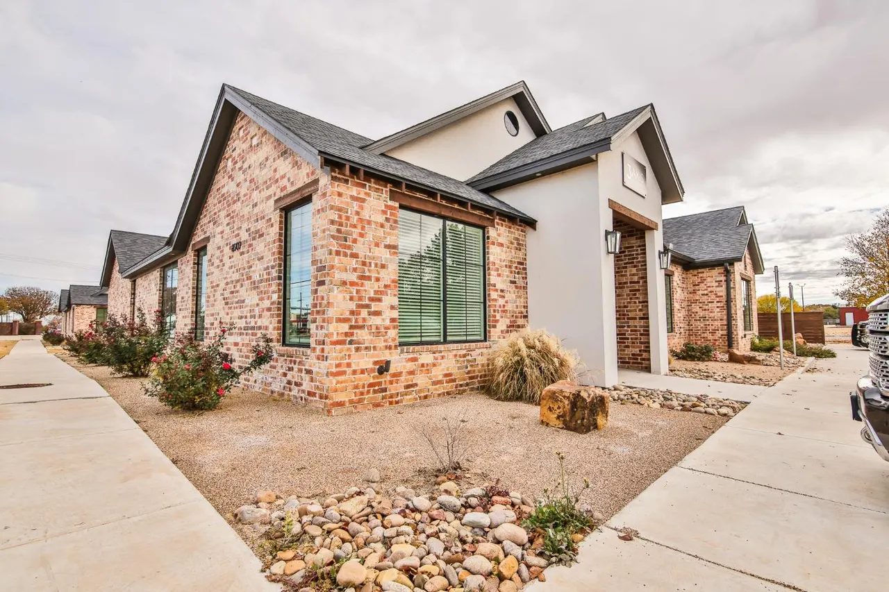 Photo 10 — 6905 82nd Street, Lubbock, TX 79424