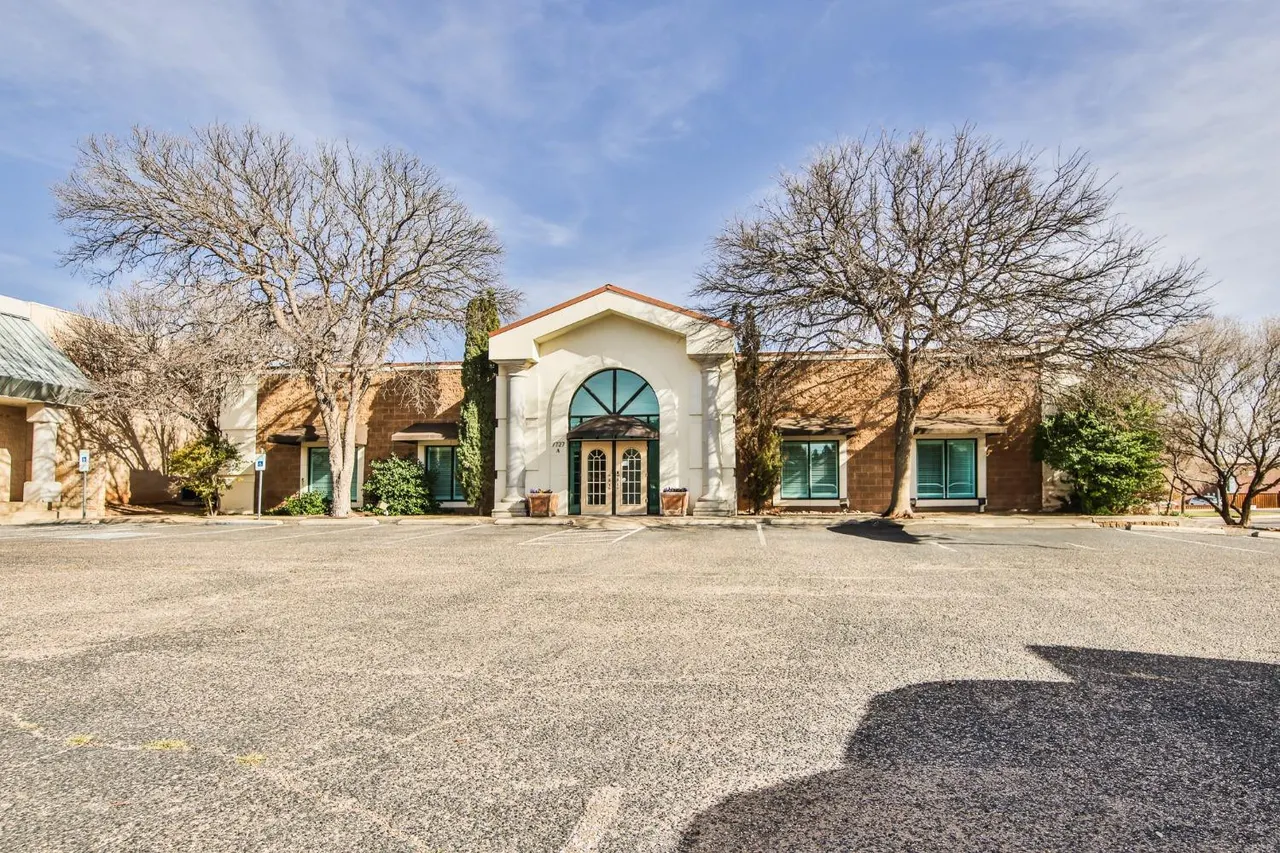 Front exterior — 7727 Quaker Avenue, Lubbock, TX 79424
