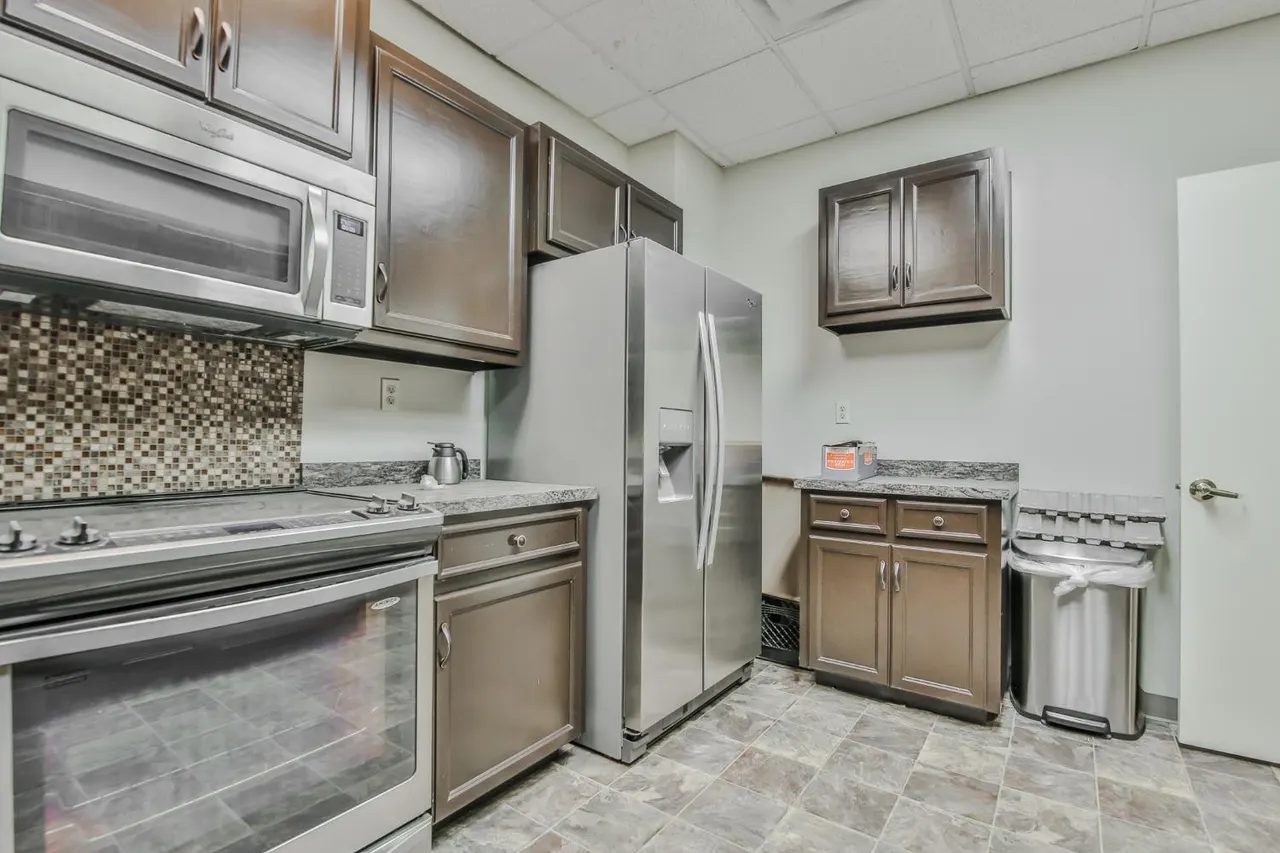Photo 31 — 7727 Quaker Avenue, Lubbock, TX 79424