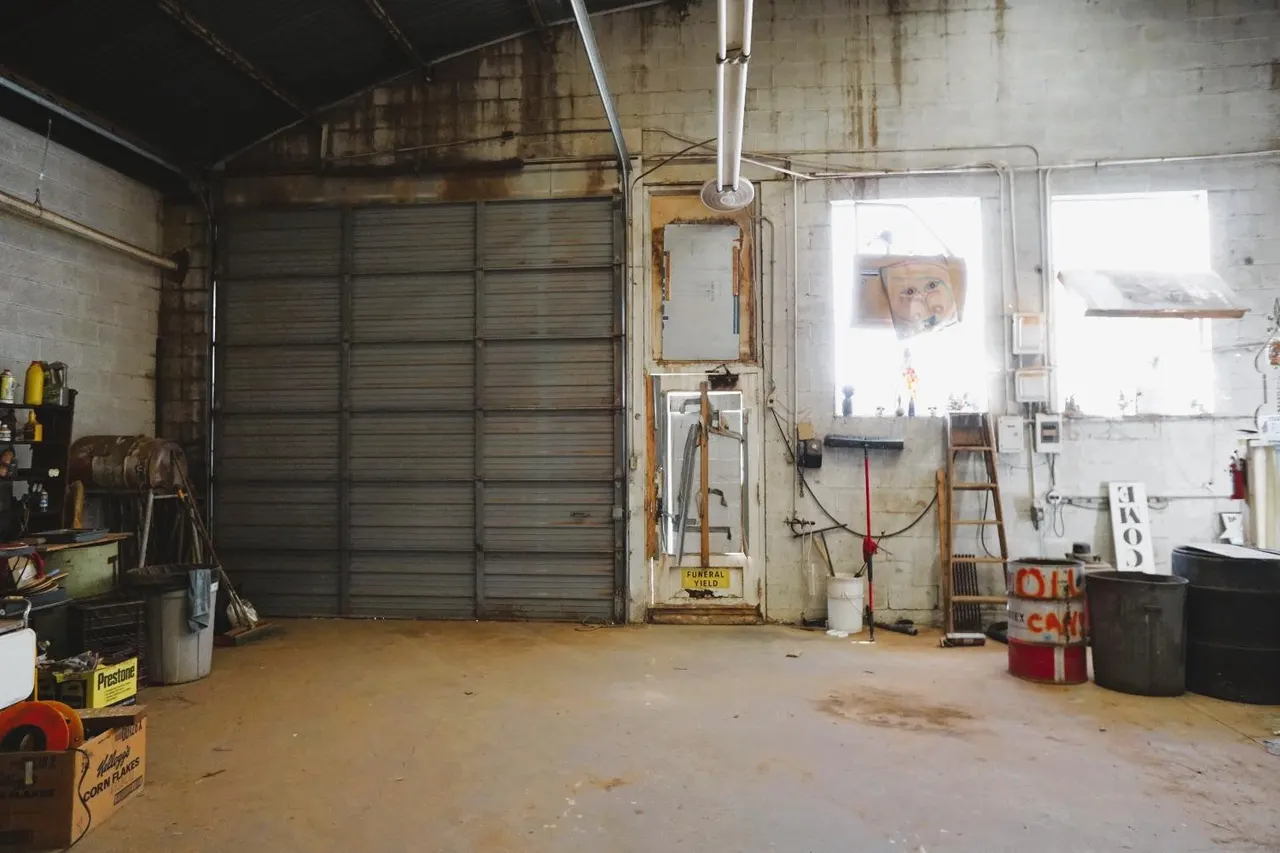 Photo 9 — 305 S 1st Street, Brownfield, TX 79316