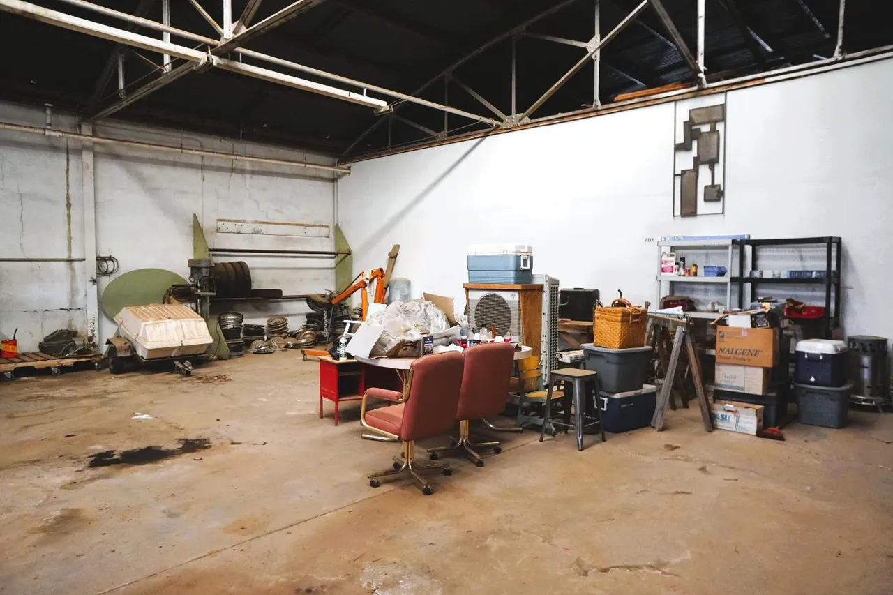 Photo 11 — 305 S 1st Street, Brownfield, TX 79316