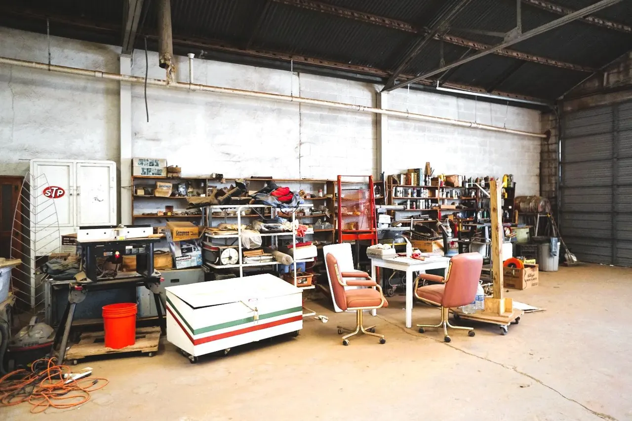 Photo 18 — 305 S 1st Street, Brownfield, TX 79316