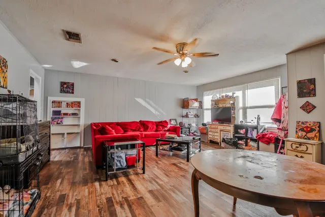 Photo 4 — 3006 37th Street, Lubbock, TX 79413