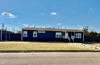 Sold home at 1021 Ave N