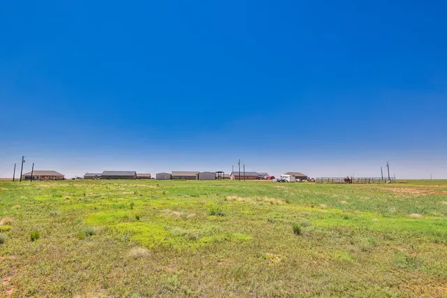 Photo 2 — 1395 Widgeon Road, Wilson, TX 79381