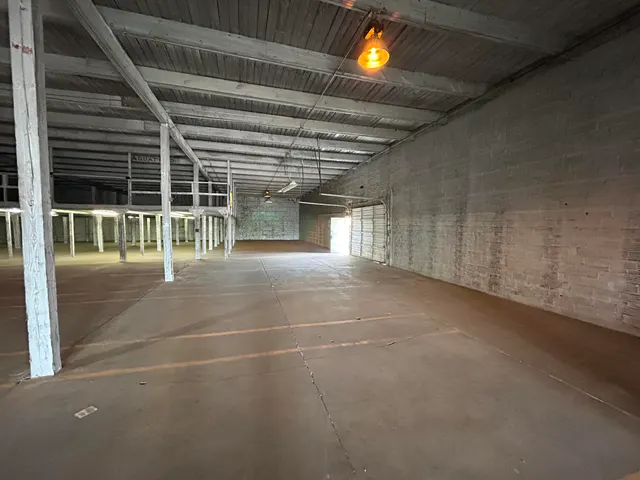 Photo 3 — 908 Ave G, Lubbock, TX 79401