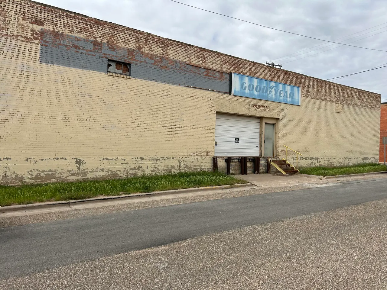 Photo 8 — 908 Ave G, Lubbock, TX 79401