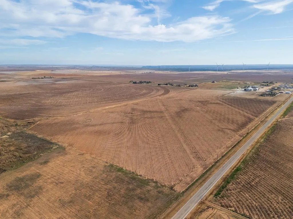 Photo 13 — 101 FM 212 Road, Tahoka, TX 79373