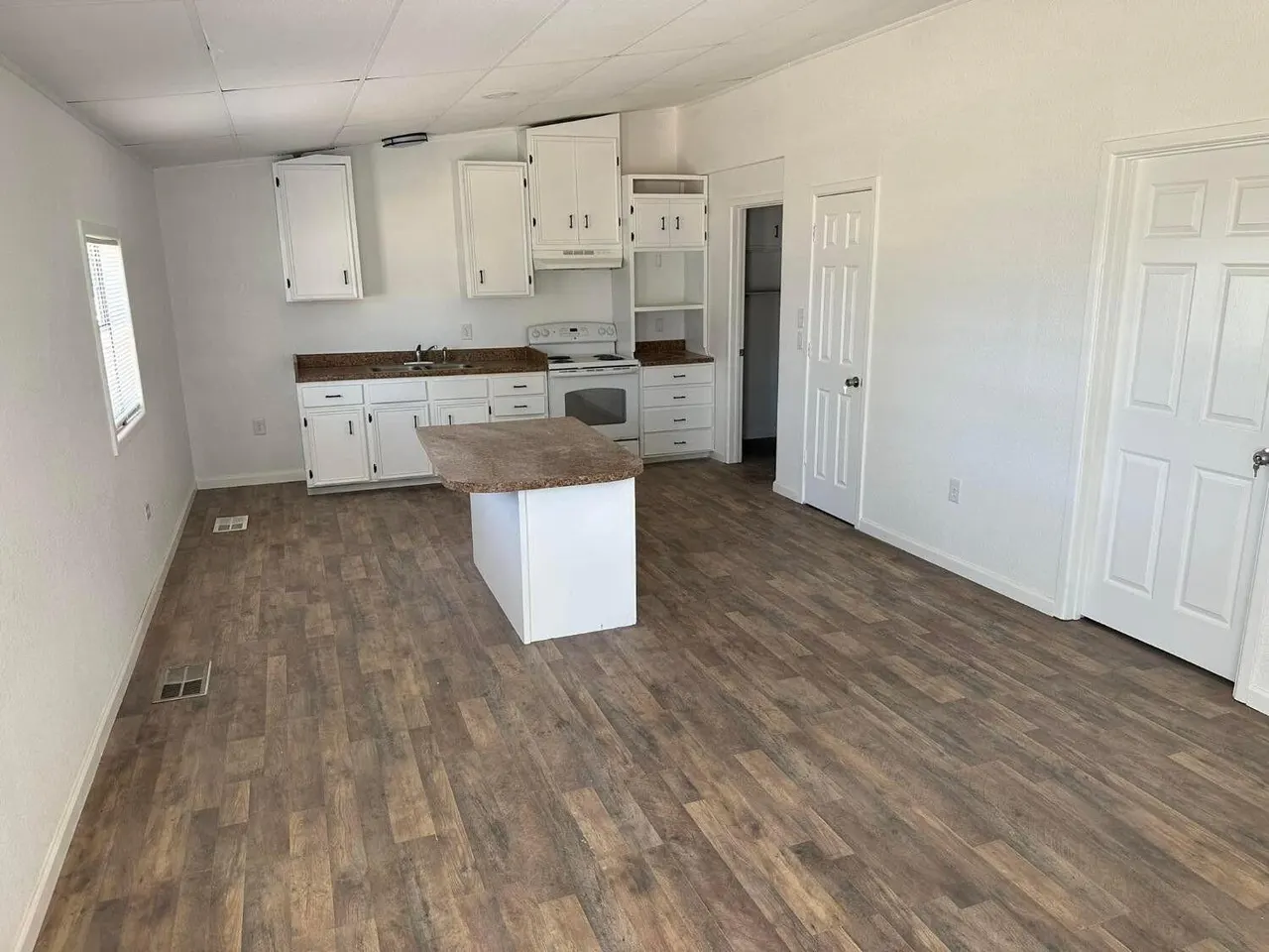 Photo 9 — 113 W Cedar Street, Denver City, TX 79323