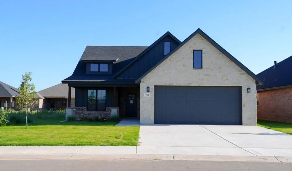 Front exterior — 712 E 19th Street, Wolfforth, TX 79382