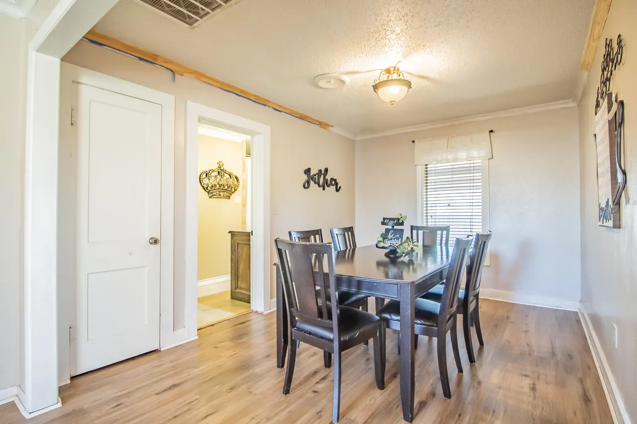 Photo 15 — 907 Ave H, Hale Center, TX 79041