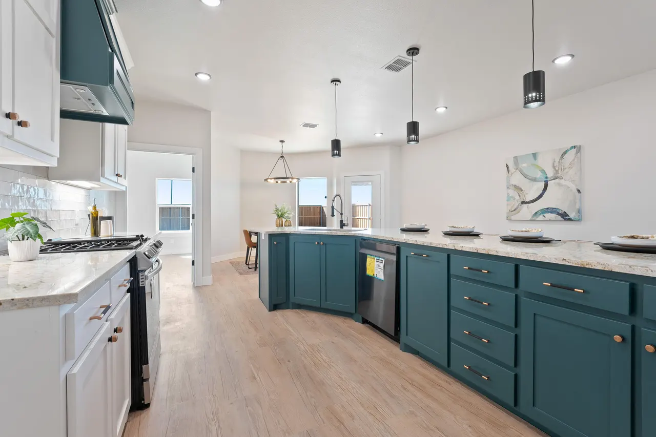 Photo 12 — 2123 Edgewood Street, Lubbock, TX 79415
