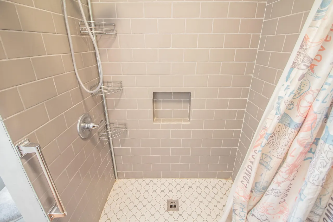 Photo 21 — 208  N Van Buren Avenue, Lorenzo, TX 79343