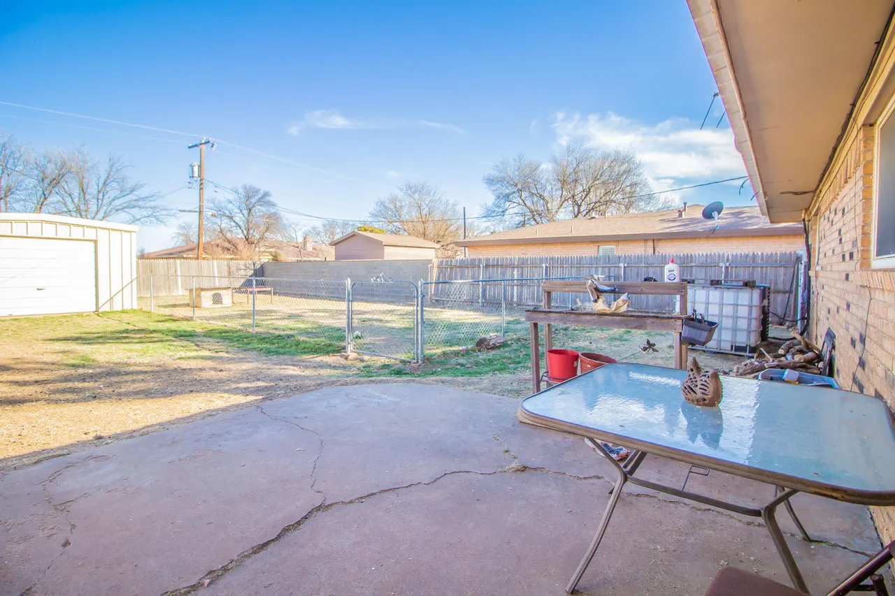 Photo 22 — 208  N Van Buren Avenue, Lorenzo, TX 79343