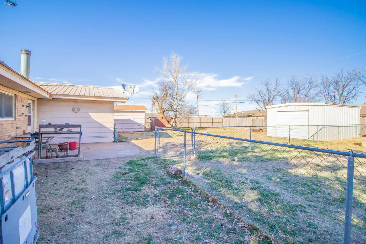 Photo 24 — 208  N Van Buren Avenue, Lorenzo, TX 79343