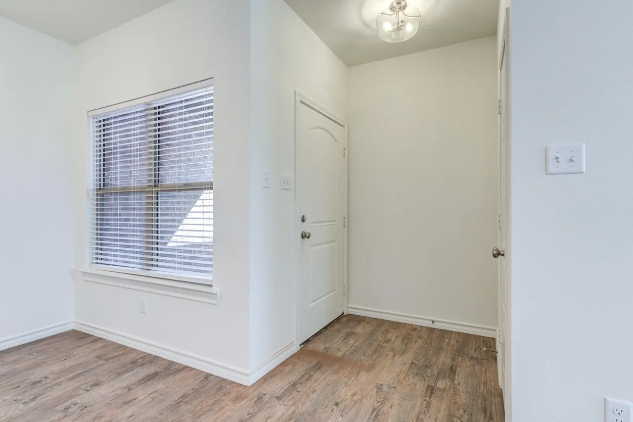 Photo 4 — 1207 Bryan Avenue, Wolfforth, TX 79382