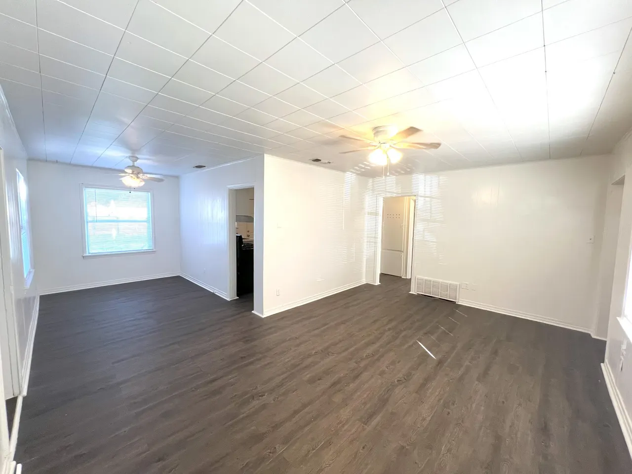 Photo 3 — 2110 30th Street, Lubbock, TX 79411
