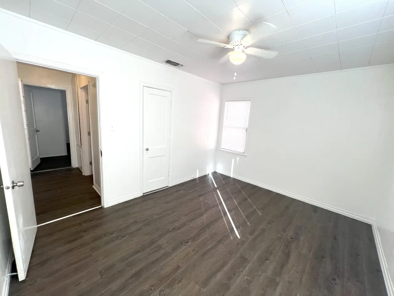 Photo 12 — 2110 30th Street, Lubbock, TX 79411